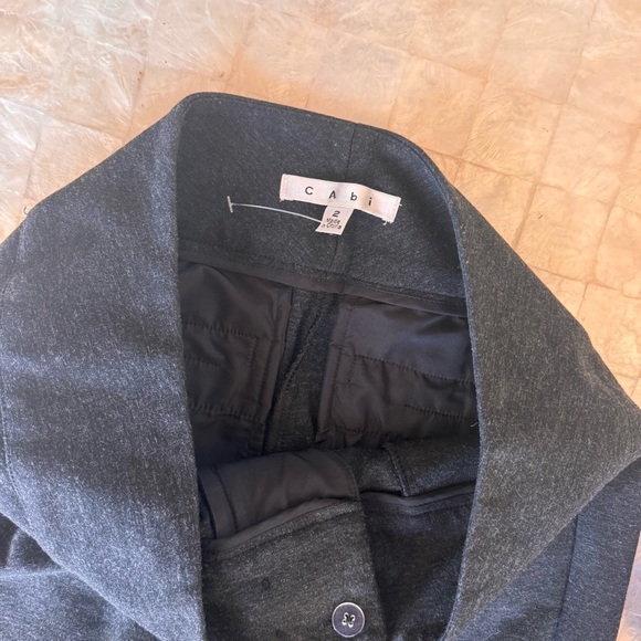 CAbi Lean Trouser Ponte Cigarette Pants Business Casual Slimming size 2 like new - Picture 7 of 9